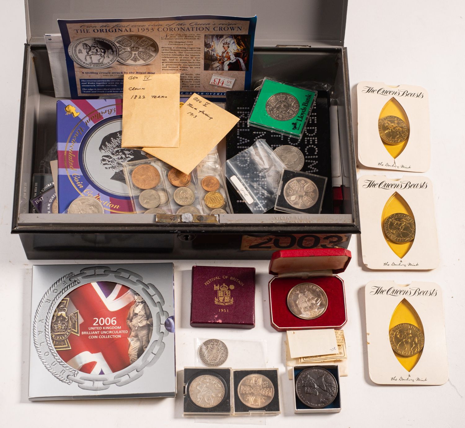 A collection of coins including a 1903 halfcrown, Mayflower Medallion, Edward VIII medallion,