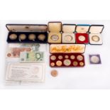 A set of 1974 silver (Toye, Kenning & Spencer) Churchill medallions,