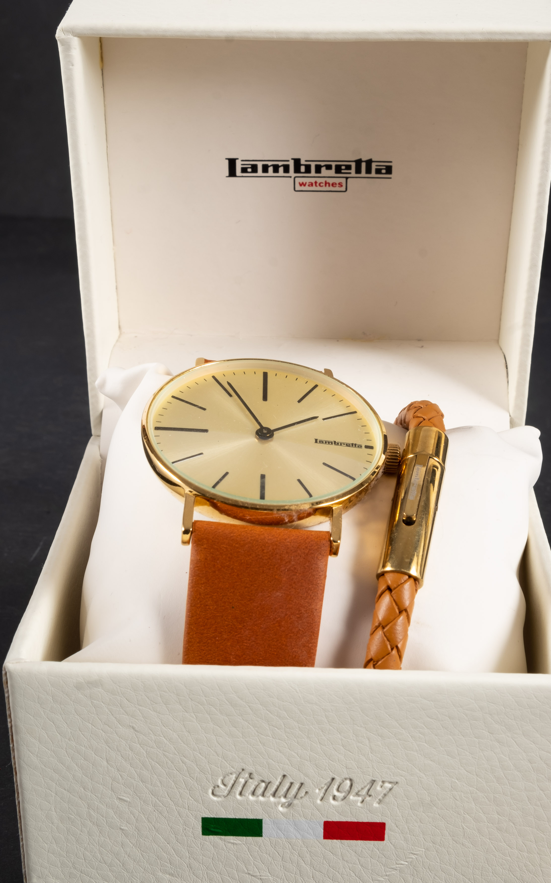 Lambretta gentleman's gold-plated wristwatch stamped to the rear A tribute to Cesare Battaghini, - Image 2 of 2