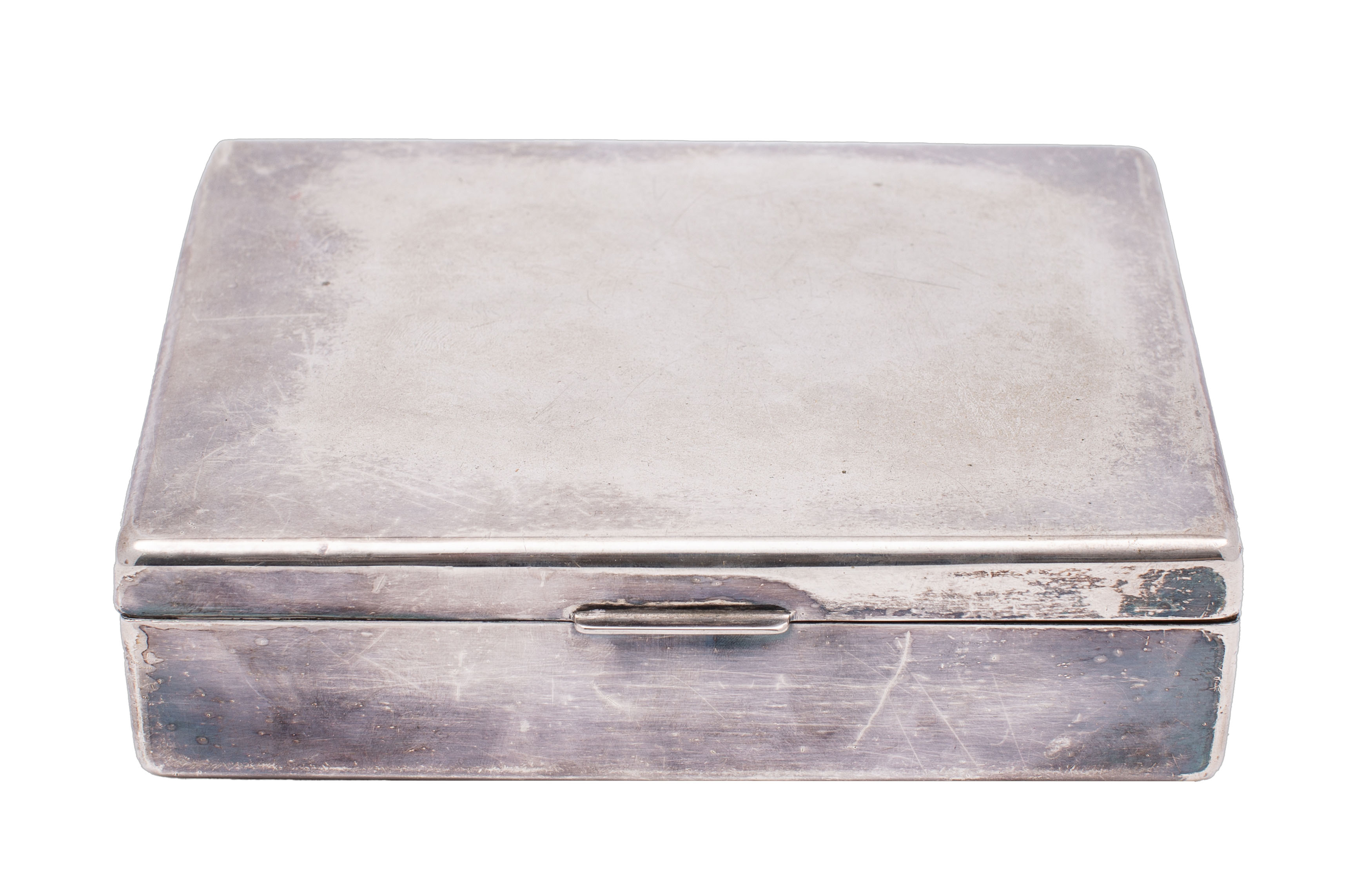 A Continental 800 standard silver cigarette box of plain rectangular form, wood lined, 18 x 14cm.