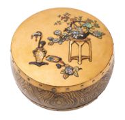 A Japanese Shibayama-style gold lacquer box and cover in the form of a drum,