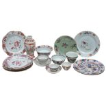 A mixed group of Chinese porcelain, comprising bowls, plates, tea bowls,