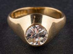 An 18ct gold, round, brilliant-cut diamond ring, estimated diamond weight ca. 1.
