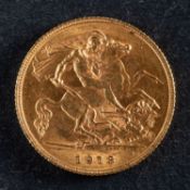 A George V gold half sovereign coin, dated 1913, diameter ca. 19mms, total weight ca. 4gms.
