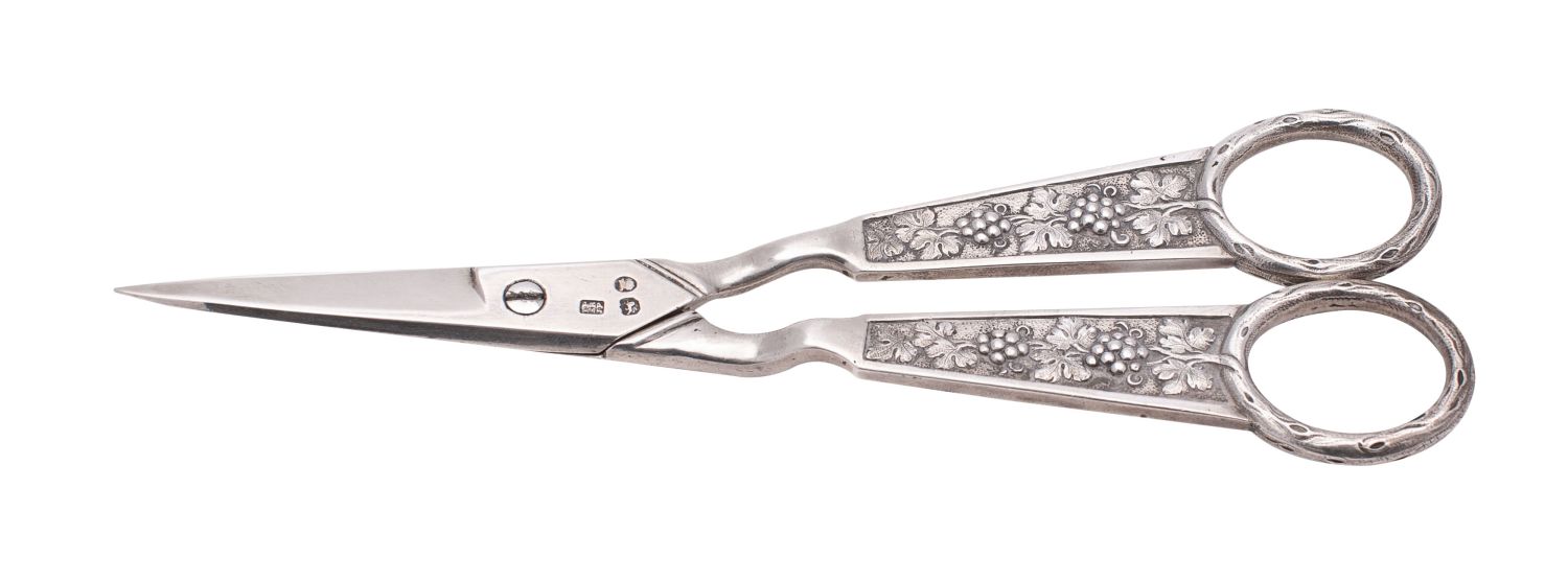 A pair of George III silver grape scissors, maker Thomas Phipps, Edward Robinson and James Phipps,