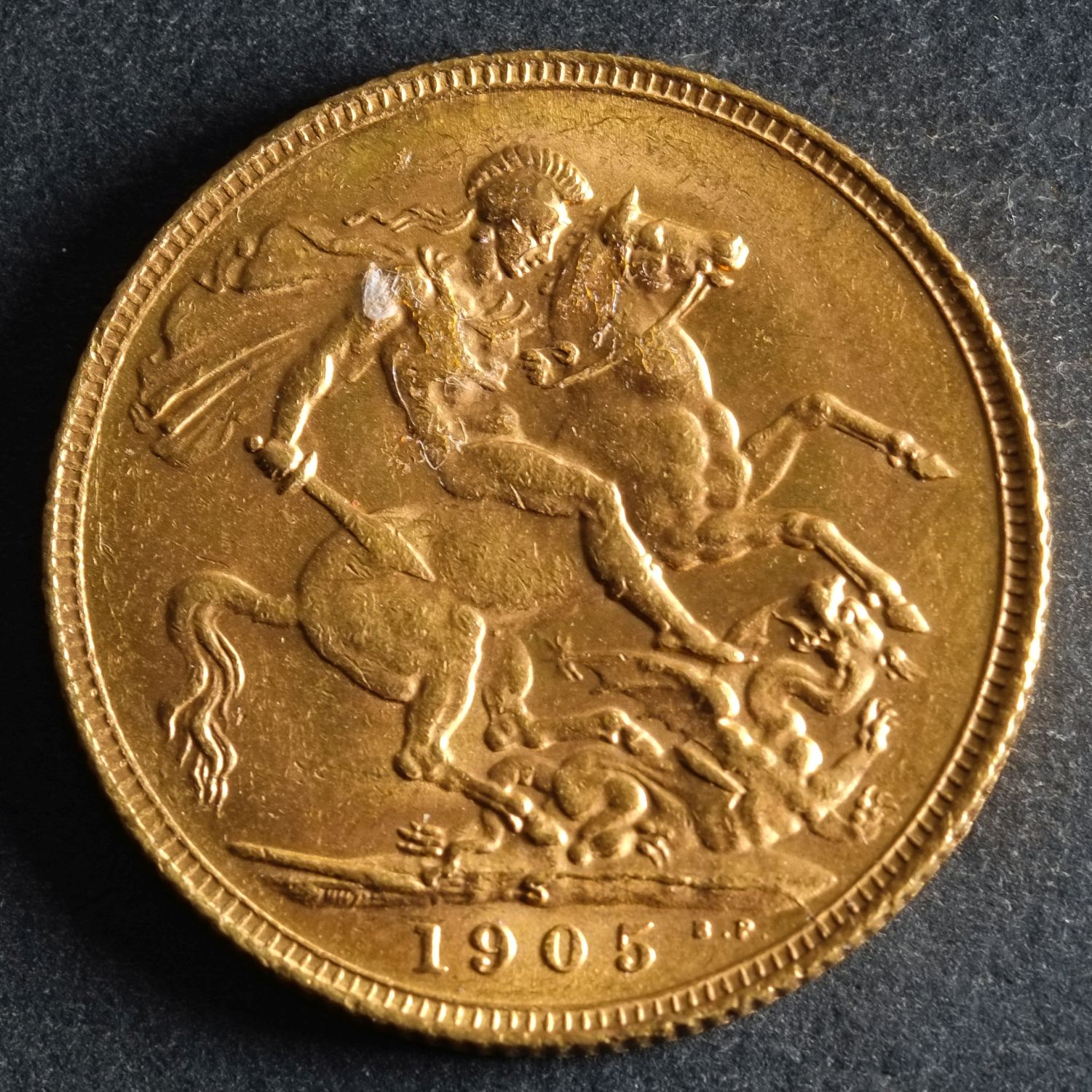 A 1905 Edwardian Gold Sovereign.