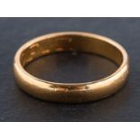 A 22ct gold band ring, ring size N, total weight ca. 4.1gms.