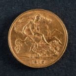 A George V gold half sovereign coin, dated 1912, diameter ca. 19mms, total weight ca. 4gms.