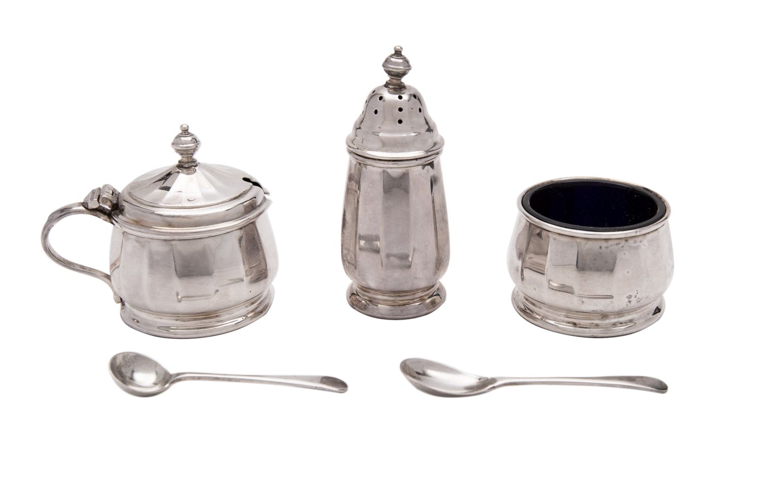 An Elizabeth II silver cased cruet, maker Adie Brothers, Birmingham 1955, comprising an open salt,