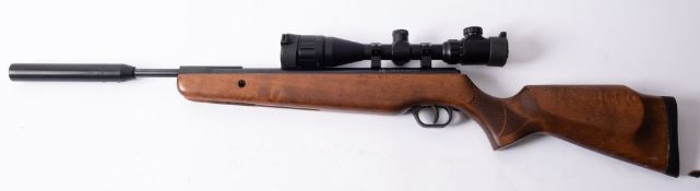 A Cometa Fenix Mod 400s .22 calibre air rifle, fitted with a 3.