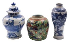 Three pieces of Chinese porcelain,