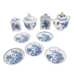 A mixed lot of Lowestoft blue & white porcelain comprising a Mansfield pattern tea canister,