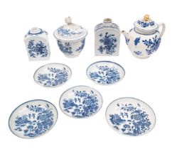 A mixed lot of Lowestoft blue & white porcelain comprising a Mansfield pattern tea canister,