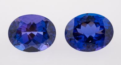 Two loose tanzanites, the oval cut tanzanites each weighing approximately 6.