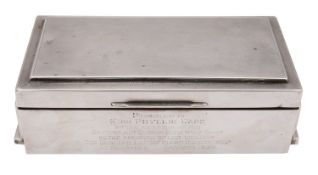 Golfing Interest: A George V silver presentation cigarette casket, Walker and Hall, Sheffield 1934,