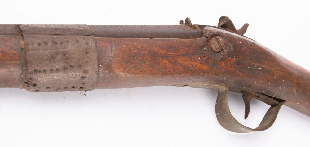 A 9th century percussion cap musket, 147cm long (poor condition), - Image 2 of 2