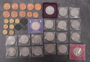 A collection of GB coinage including commemorative crowns.