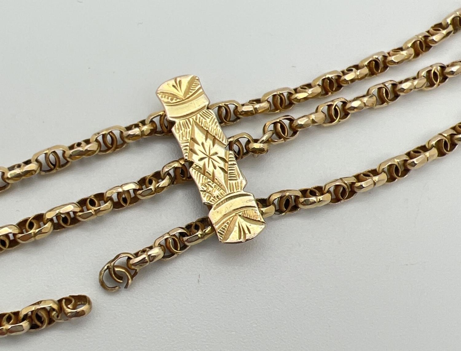 A vintage yellow gold 3 bar style bracelet with decorative chain links and rose gold lobster claw - Image 3 of 4