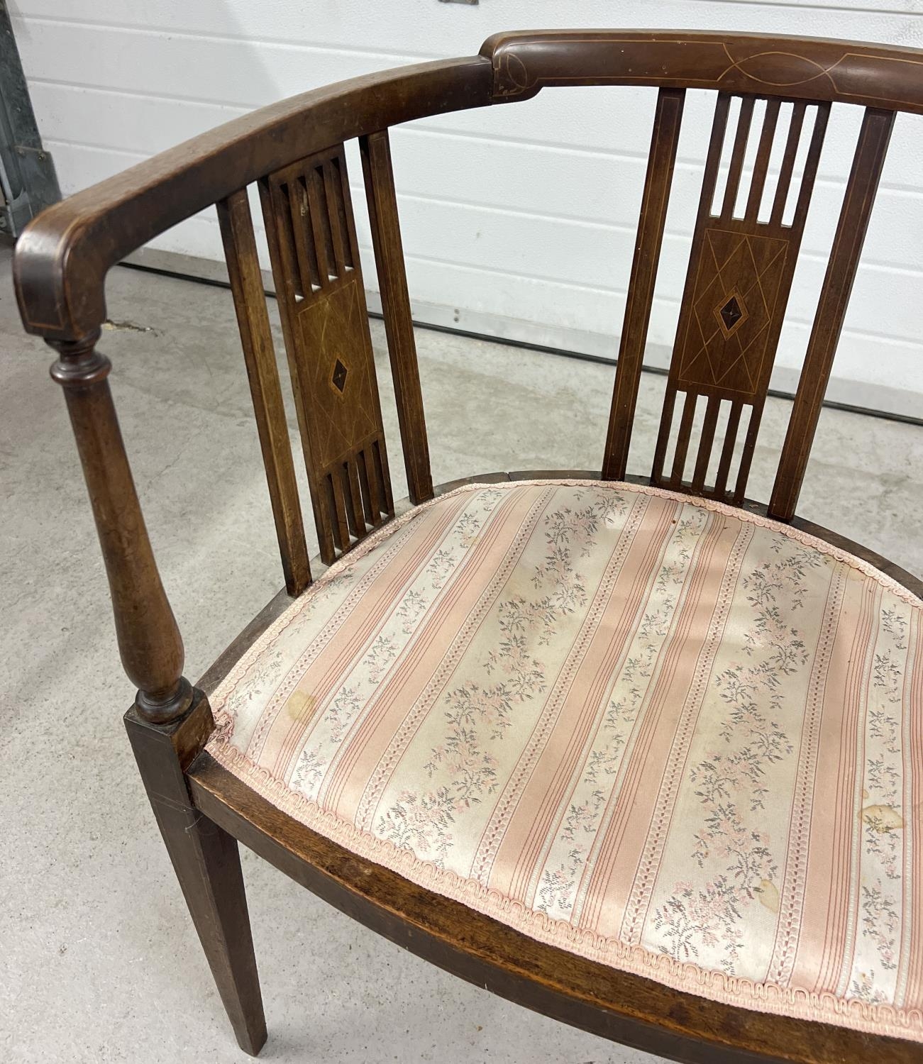 A Victorian dark wood curve backed chair with spindle supports and inlaid detail to panels and back. - Image 3 of 4