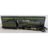 A boxed Wrenn model railway 00 gauge locomotive W2222 Devizes Castle 7002, in GWR green.