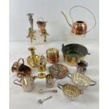 A collection of assorted vintage & antique metal ware items to include copper, brass and silver