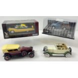 4 collectable diecast classic cars - 2 boxed. A Corgi Classics Morris Traveller #02201 in clear