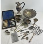 A box of mixed silver plate and metal ware items to include a boxed set of fish knives and forks.