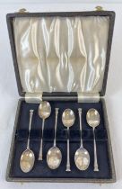 A cased set of 6 silver seal topped coffee spoons, hallmarked for Birmingham 1948. Each approx. 9.