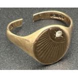 A vintage 9ct gold oval signet ring for scrap or repair (cut through). Sun ray design to top set