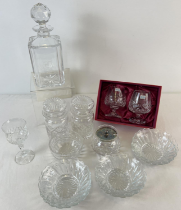 A collection of assorted modern & vintage glass & crystal to include a pair of pickle jars, a