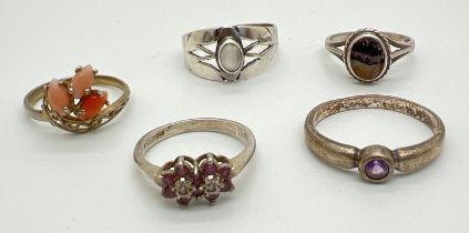 5 vintage and modern silver stone set dress rings. To include Blue John, ruby, coal and amethyst.