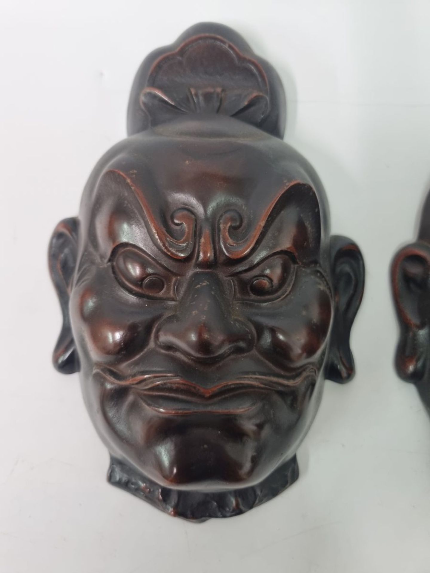 Masken der Nio-Wächterkönige Agyo und Ungyo - Bild 4 aus 10