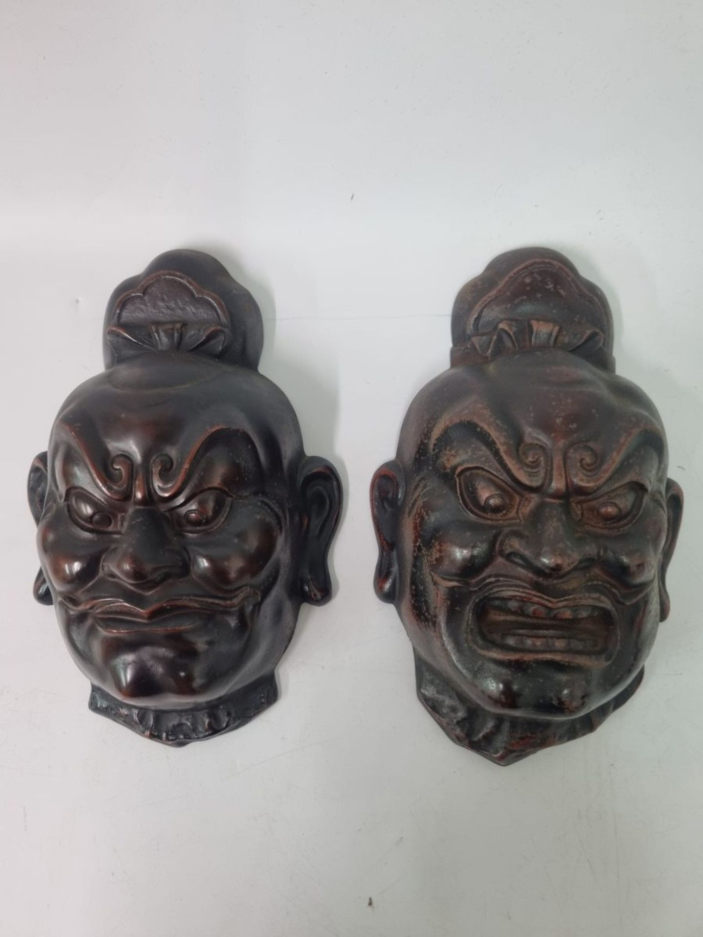 Masken der Nio-Wächterkönige Agyo und Ungyo