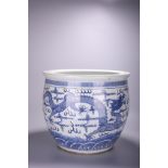 A Chinese blue and white Dragons' jardiniere, H 40,5 - Dia 46,5 cm