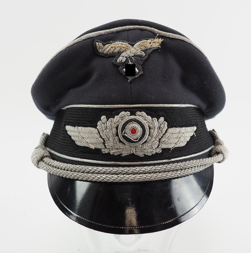 Luftwaffe: Schirmmütze für Offiziere. - Image 2 of 5