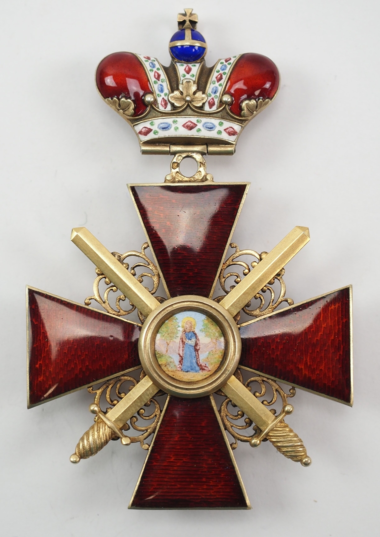 Russland: Orden der hl. Anna, 2. Modell (1810-1917), 1. Klasse Kleinod mit Krone und Schwertern.