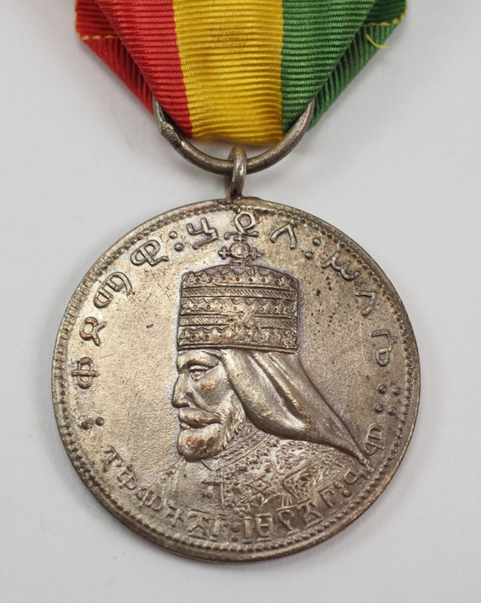 Äthiopien: Medaille auf die Krönung Haile Selassies, in Silber.