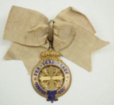 Preussen: Orden des Frauen-Verdienstkreuz, 2. Modell (1907-1918), in Gold.