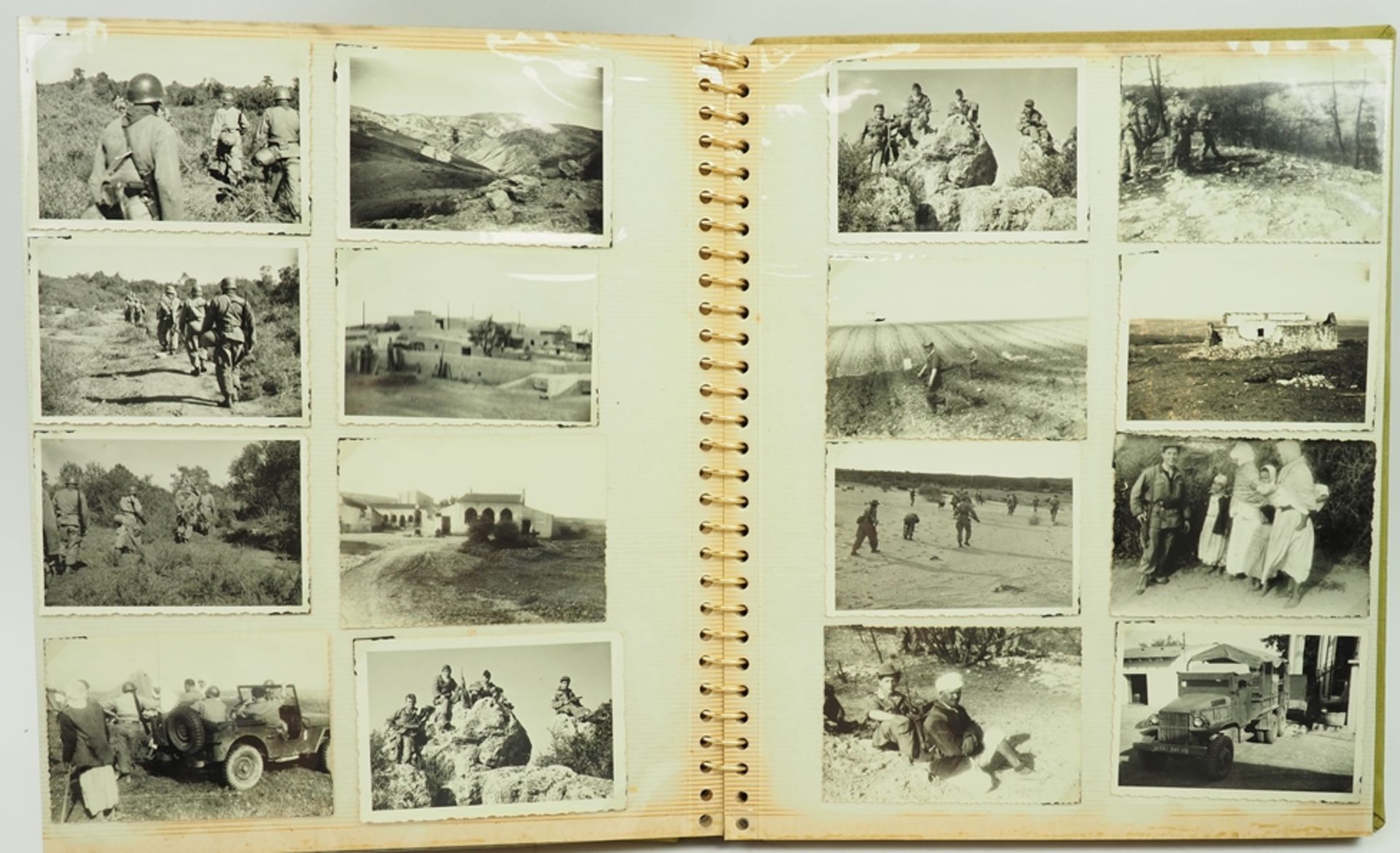 Frankreich: Fotoalbum eines Angehörigen der Fremdenlegion - Algerienkrieg 1956-58 und 1961-63. - Image 5 of 10