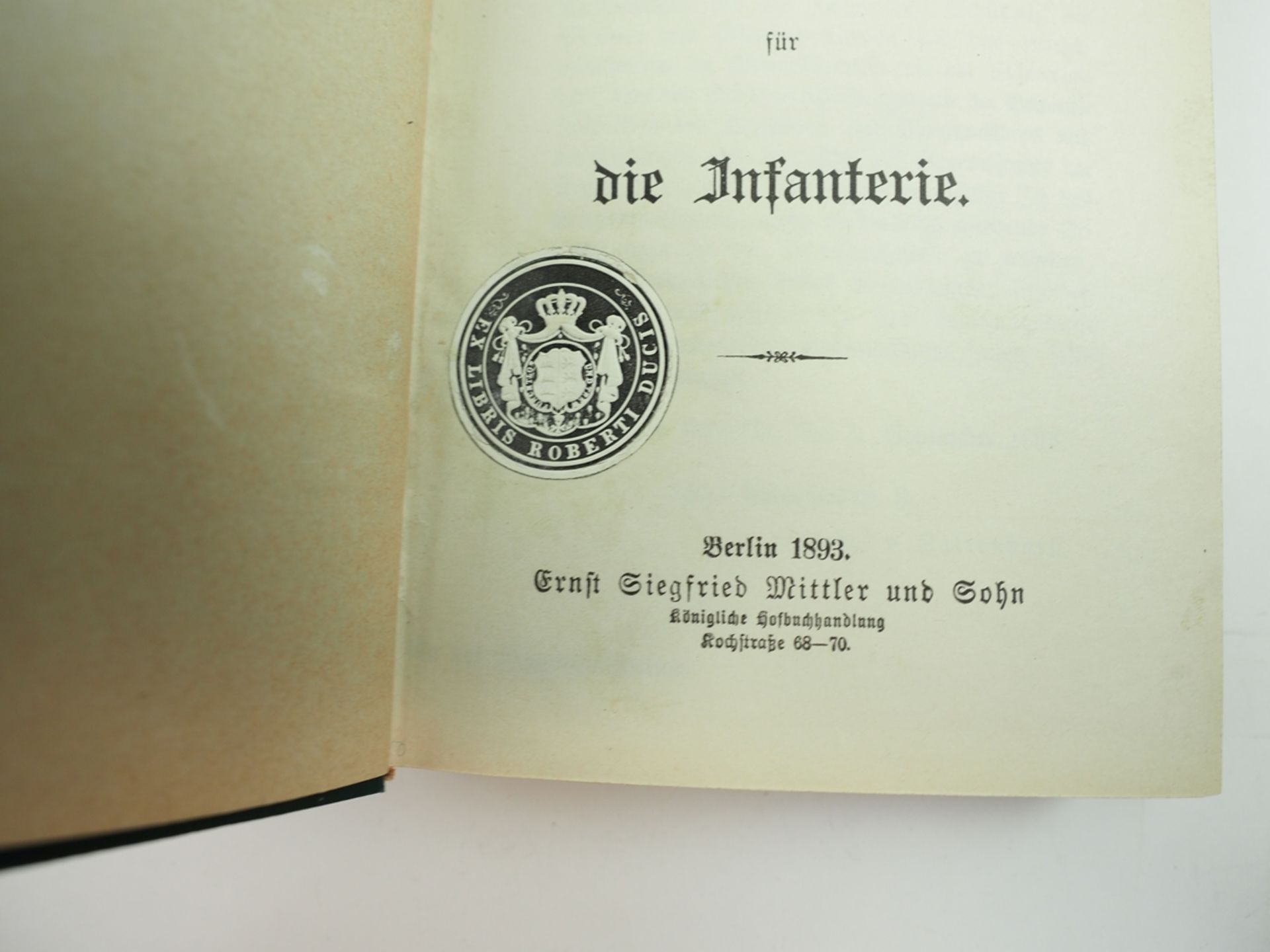 Herzog Robert von Württemberg: Lot von 5 militärische Handbücher mit ex-libris. - Image 4 of 5