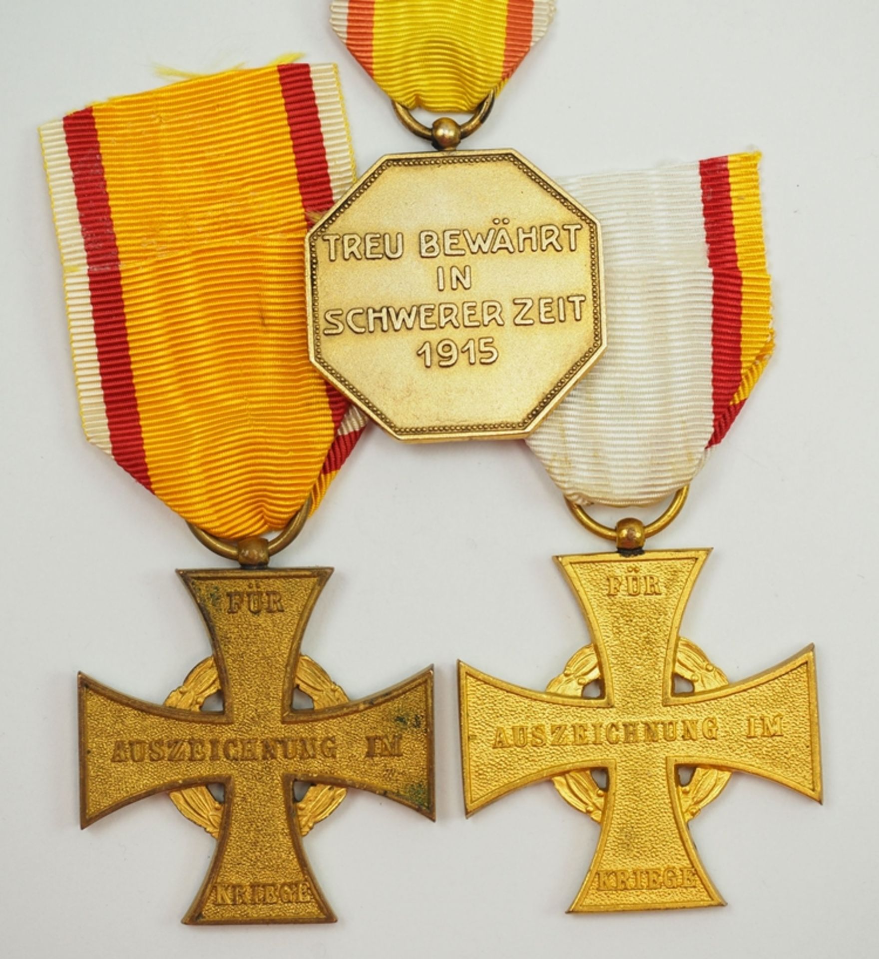 Lippe-Detmold: Kriegsverdienstkreuz, am Bande, für Kämpfer und Nichtkämpfer sowie Kriegs-Ehrenmedai - Bild 2 aus 2