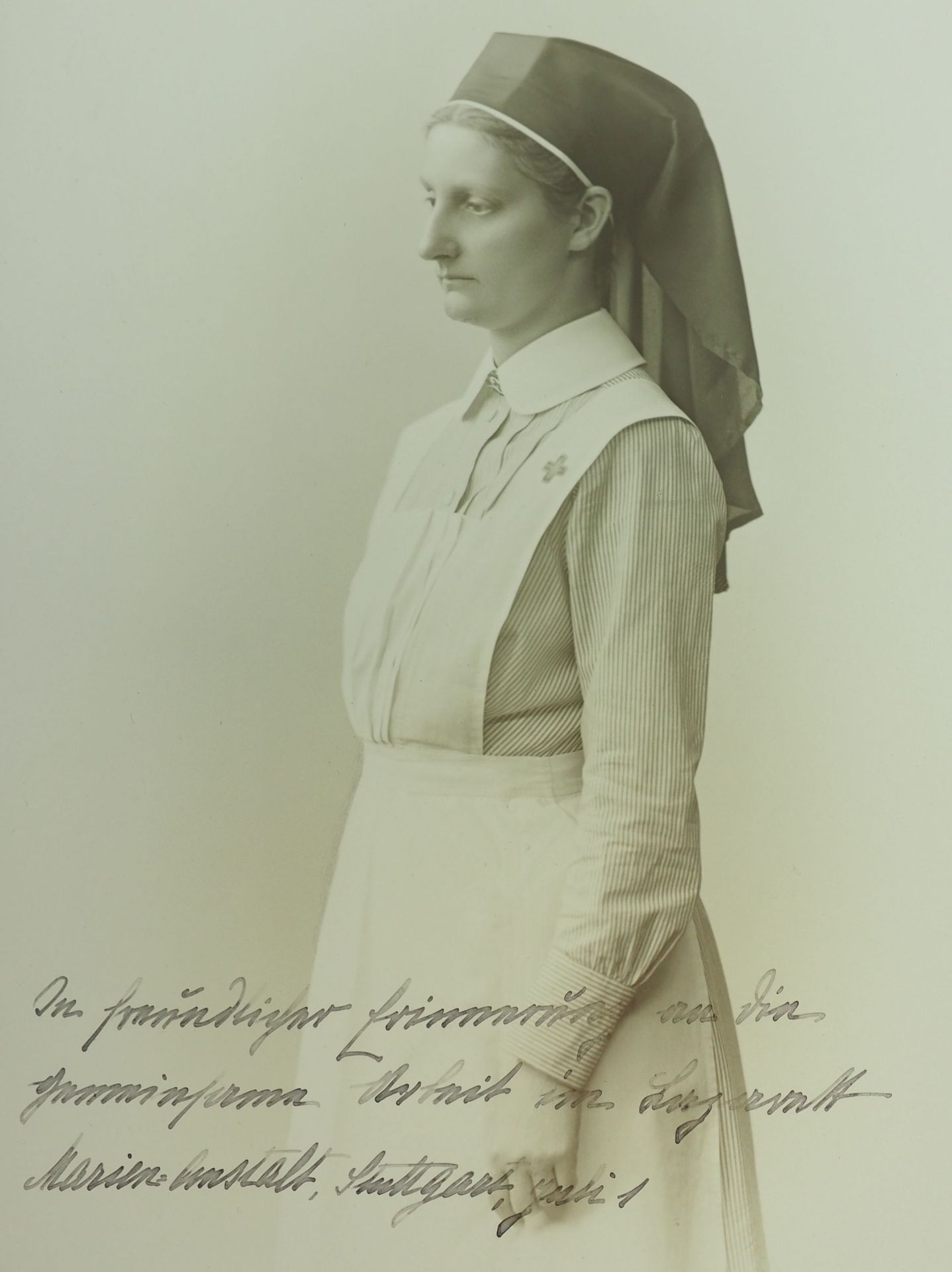 Herzog Robert von Württemberg: Maria Immakulata von Österreich - Fotographien. - Bild 2 aus 2