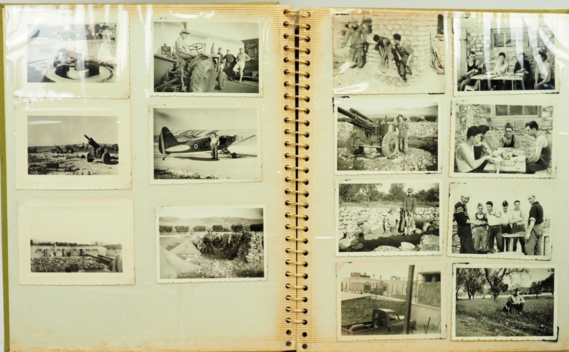 Frankreich: Fotoalbum eines Angehörigen der Fremdenlegion - Algerienkrieg 1956-58 und 1961-63. - Image 3 of 10