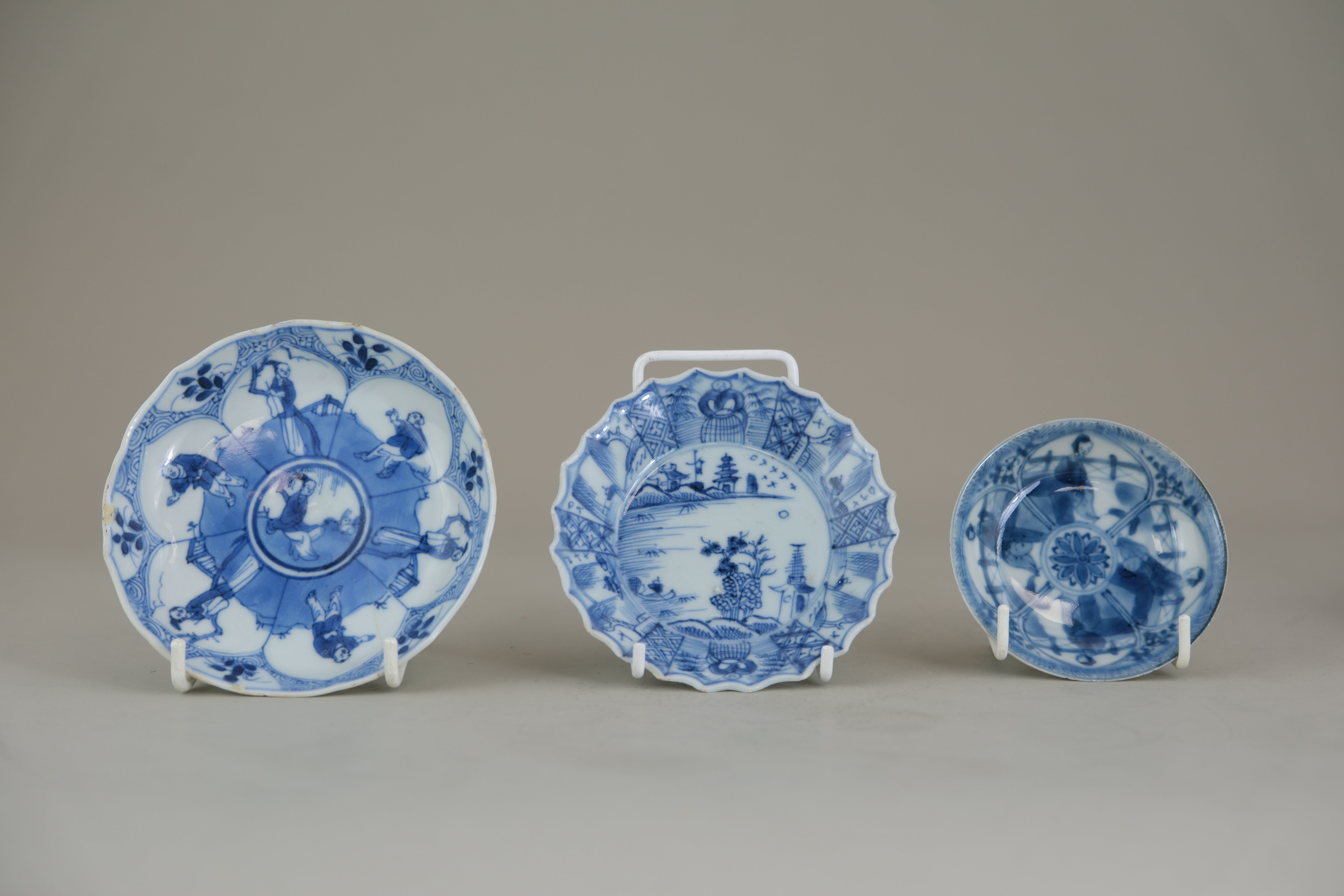 Three Blue and White Cups and Saucers, Kangxi, including one small cup and saucer with petal - Image 2 of 6