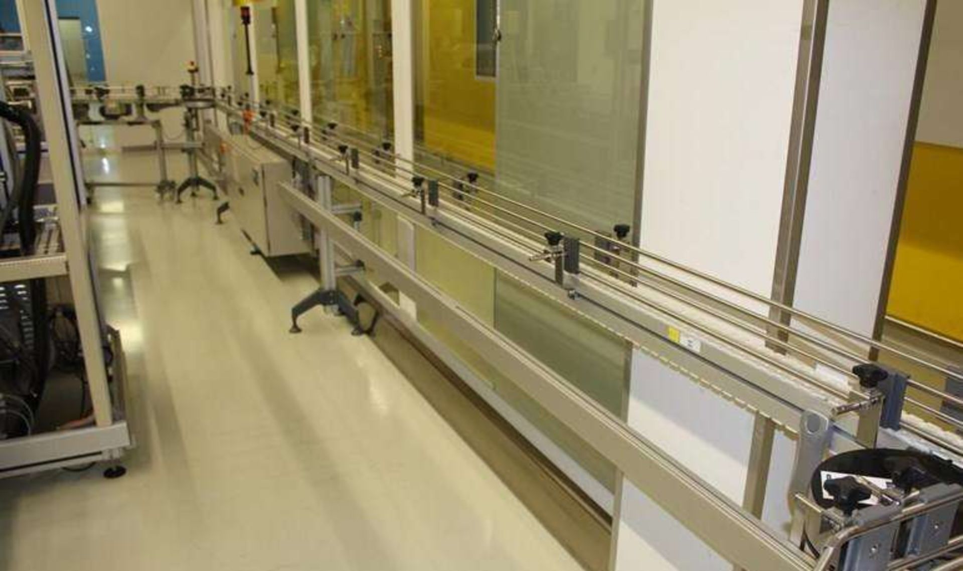 Flexlink Conveyors System / Selection - incl. 2 x 5 Metre, 2 x 90° conveyors - Image 4 of 10
