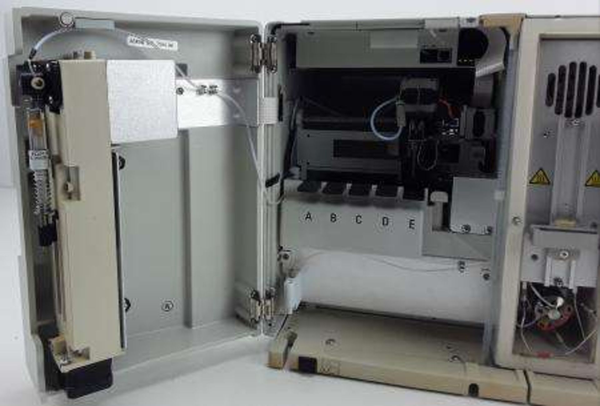 Accela Autosampler - Image 5 of 8