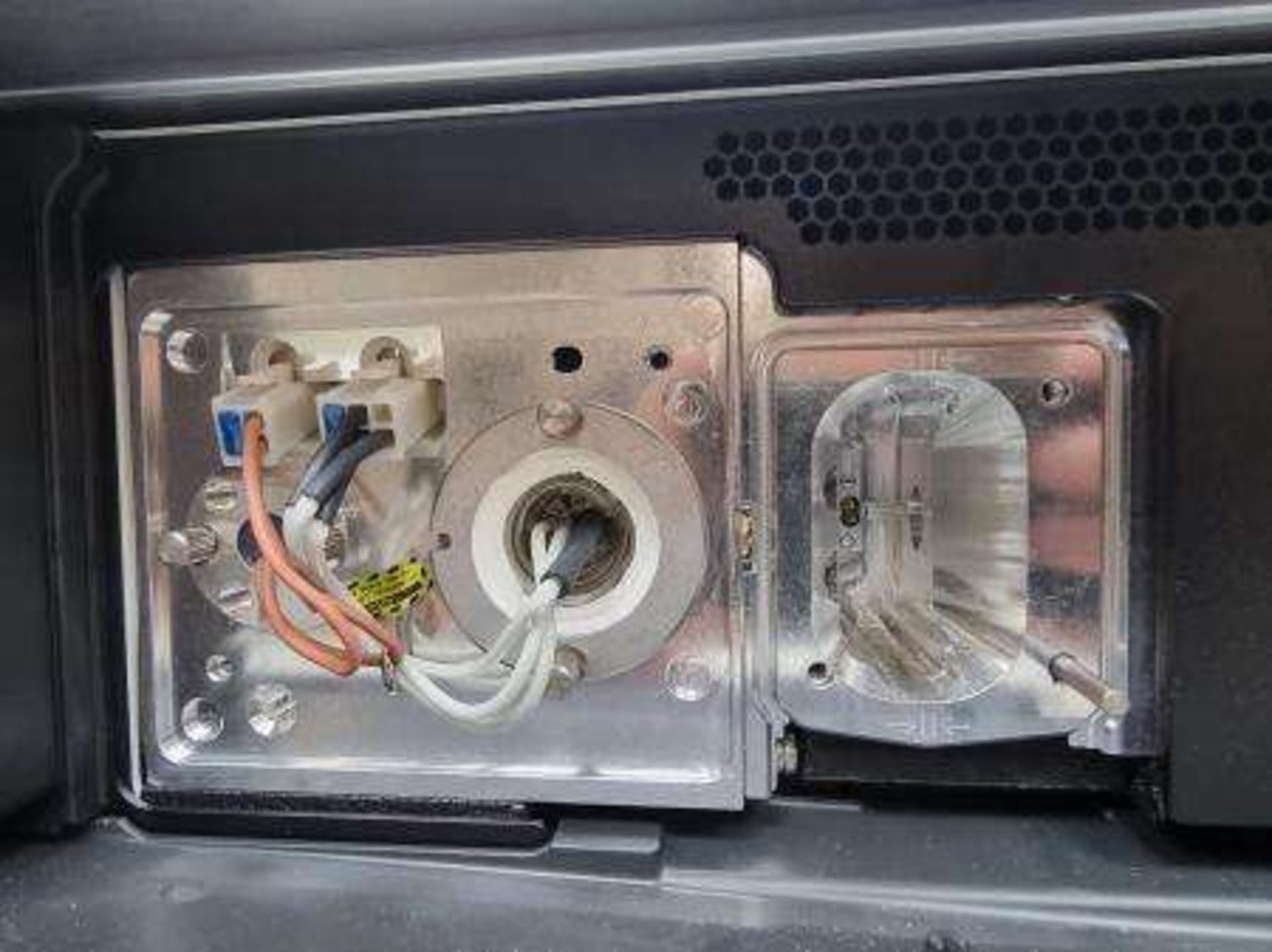 Thermo Scientific Vanquish Diode Array Detector FG HPLC - Bild 8 aus 9