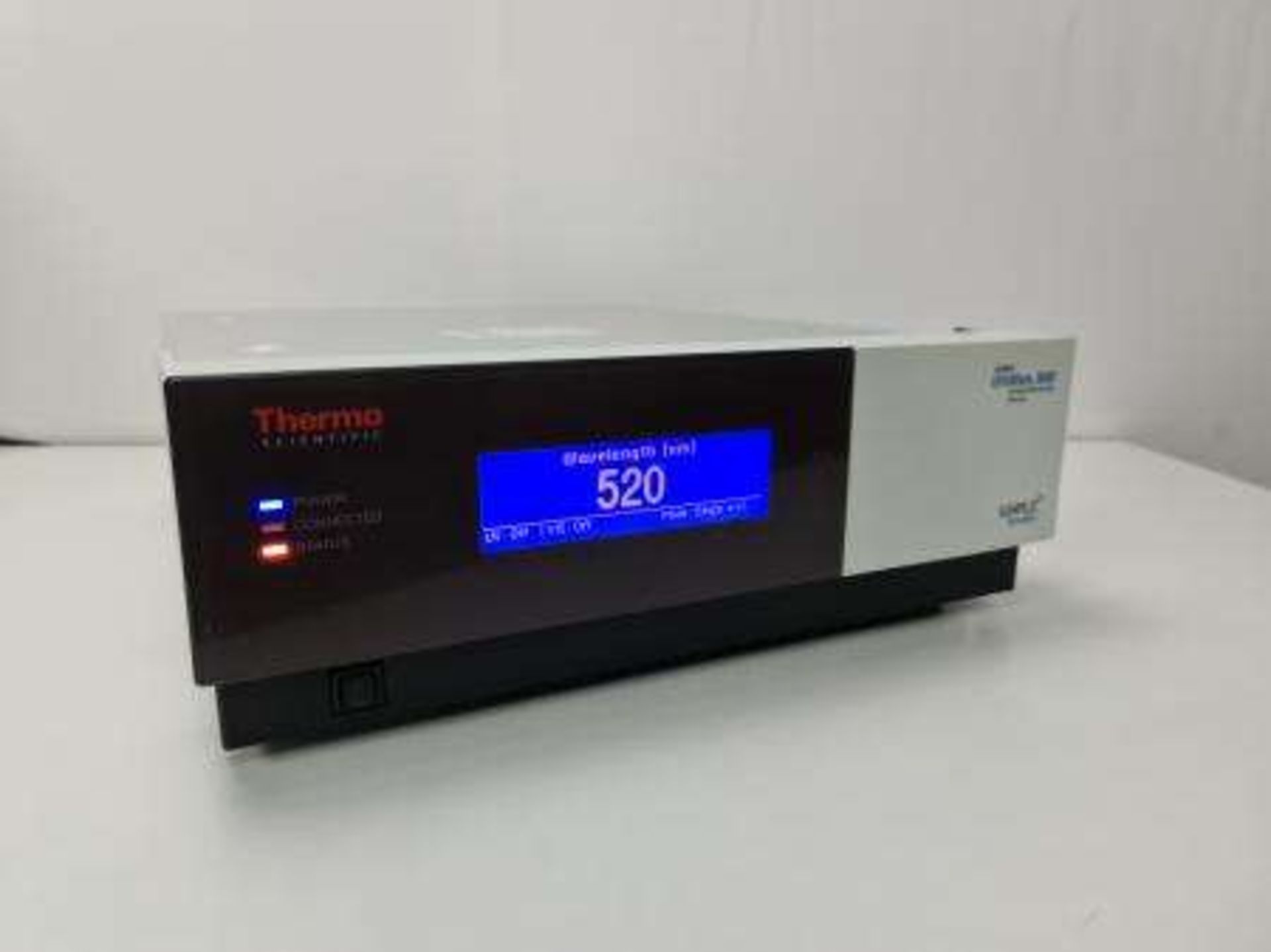Thermo Dionex Ultimate VWD-3100 Variable Wavelength Detector - Image 2 of 6