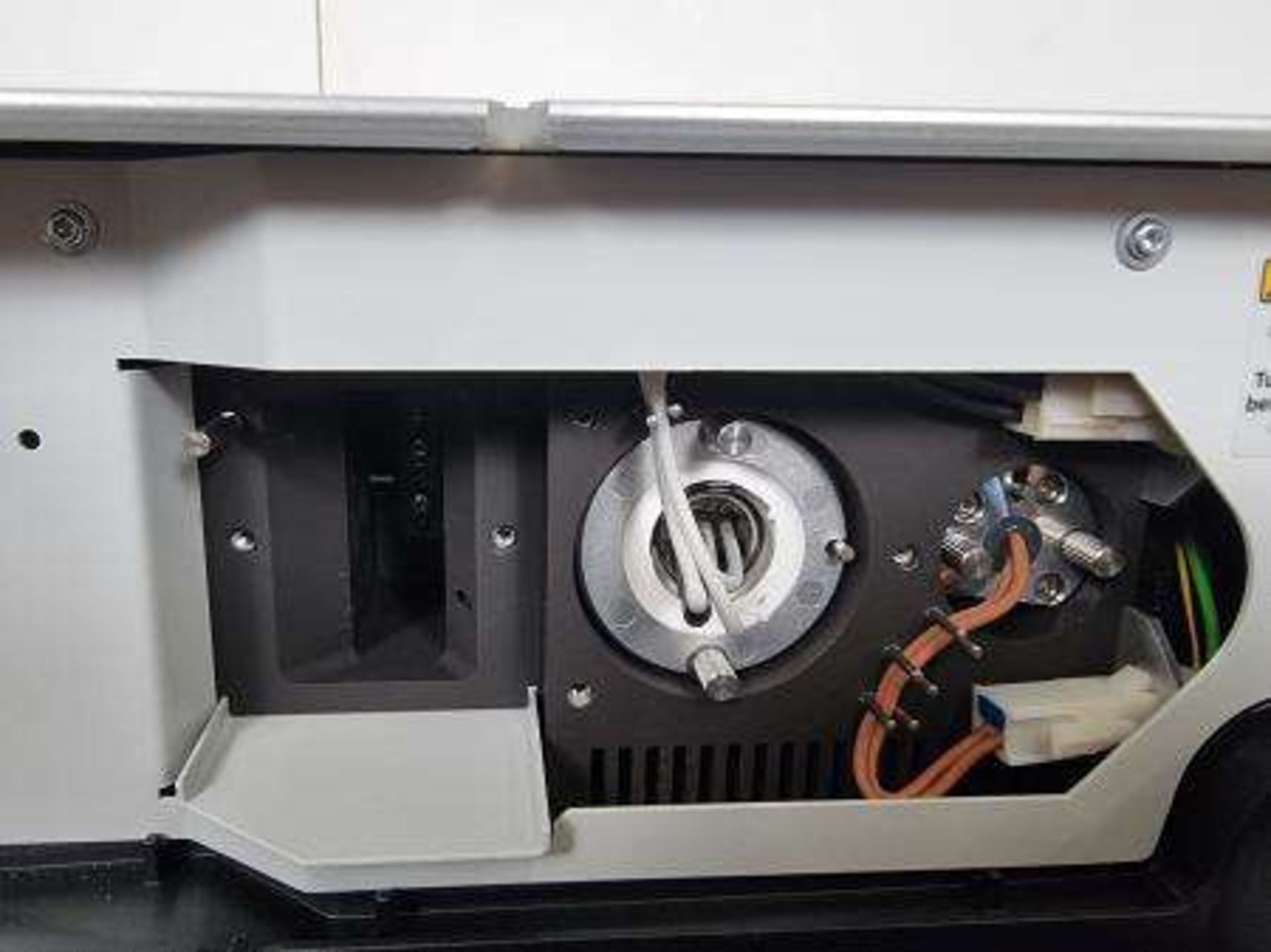 Thermo Dionex UltiMate3000 Multiple Wavelength Detector - Image 6 of 8