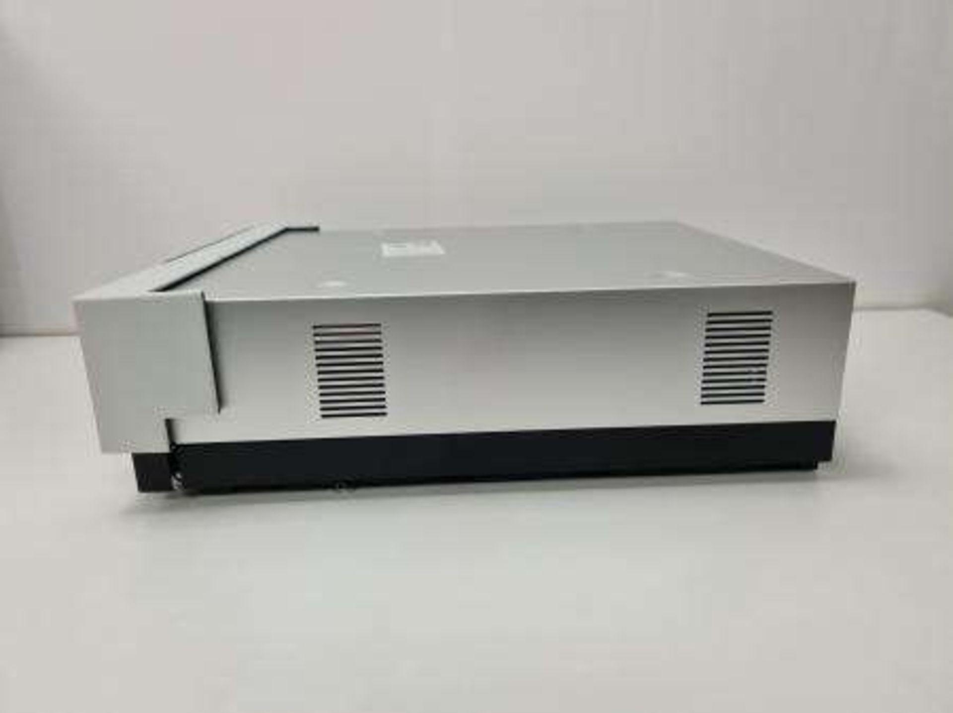 Thermo Dionex Ultimate VWD-3100 Variable Wavelength Detector - Image 5 of 6